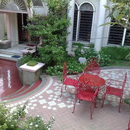 La Residencia Luzviminda Pensionne Cebu Extérieur photo